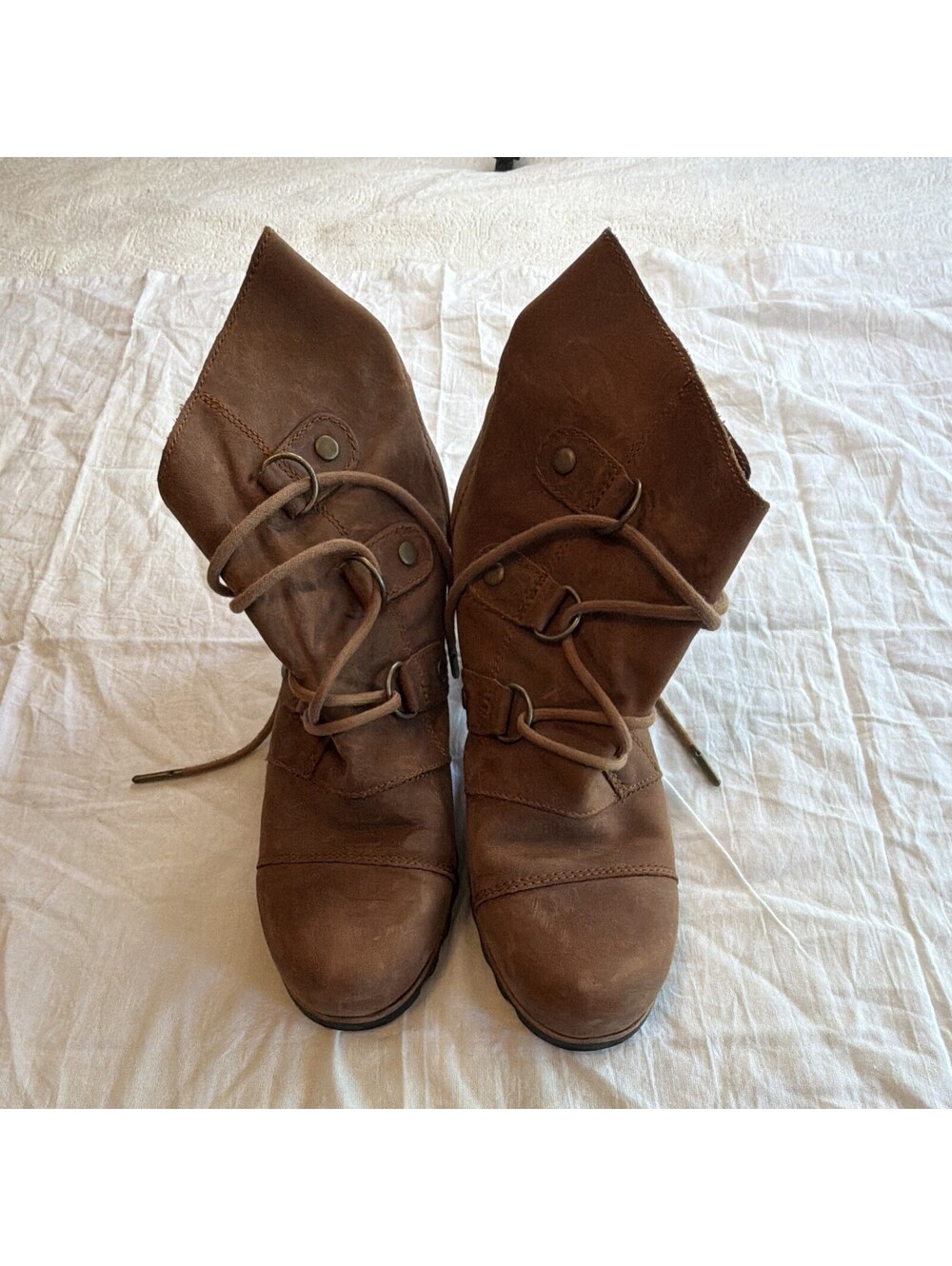 SOREL Women’s Brown Leather Lace-Up Ankle Bootie Lug Sole Round Toe US 10
